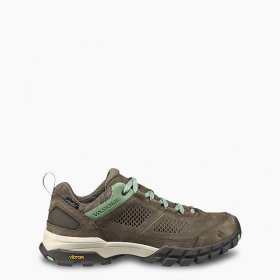 VASQUE | WOMEN'S TALUS AT LOW ULTRADRY WATERPROOF HIKING SHOE IN BROWN/GREEN