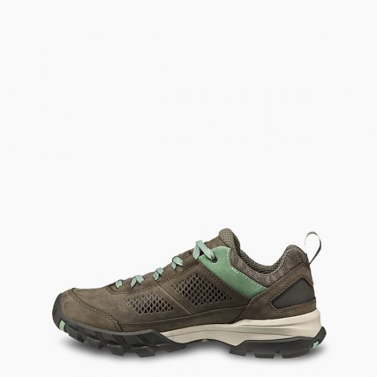 VASQUE | WOMEN'S TALUS AT LOW ULTRADRY WATERPROOF HIKING SHOE IN BROWN/GREEN - Click Image to Close