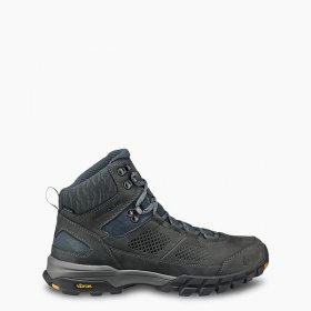 VASQUE | MEN'S TALUS AT ULTRADRY WATERPROOF HIKING BOOT IN GRAY/GOLD